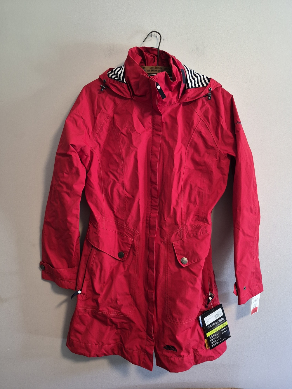 NEW Trespass Womens Small Red Zip Up Hooded Unlined Waterproof Rain Jacket
